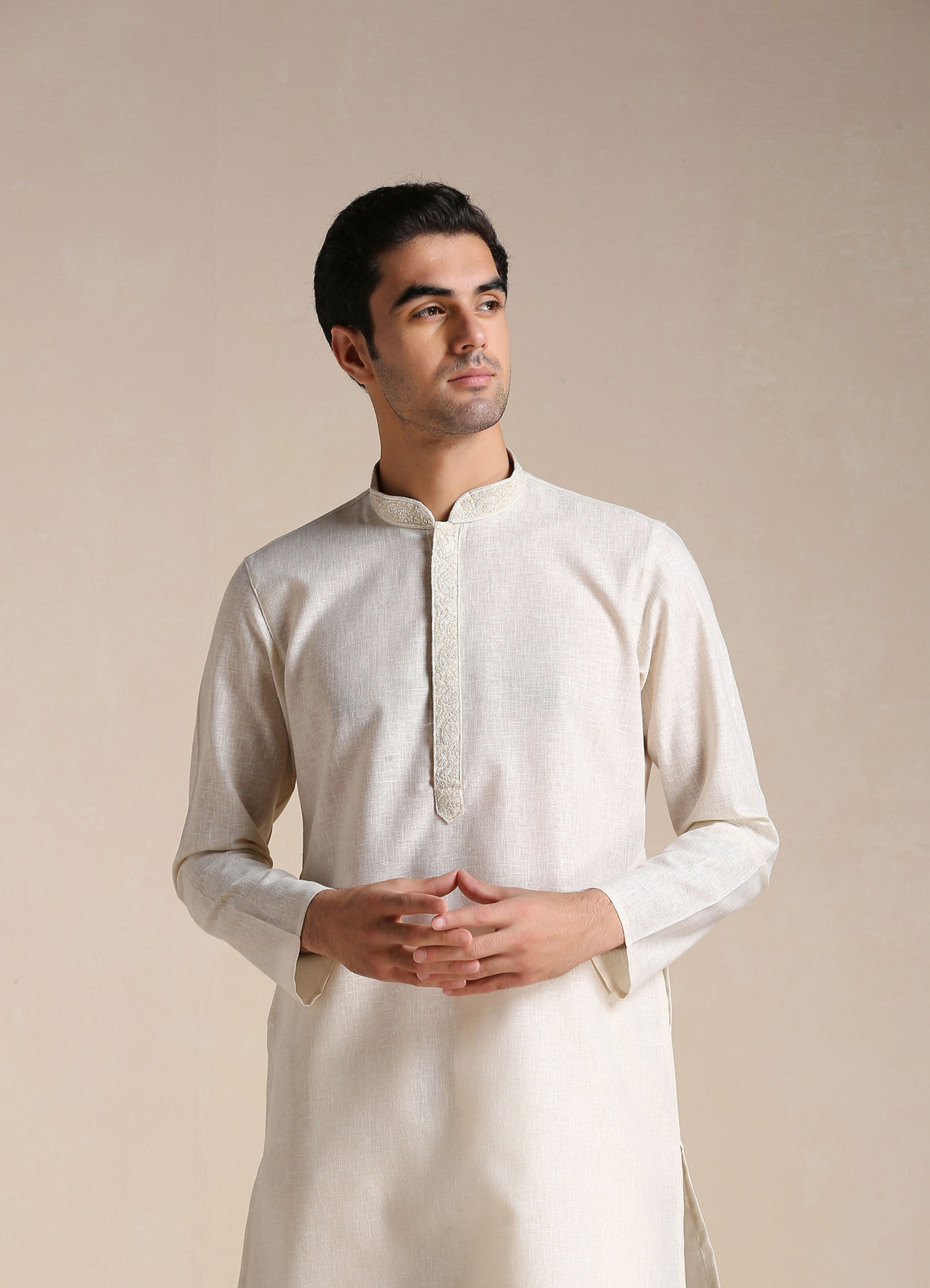 Manyavar Men Cream Kurta Pajama With Collar & Placket Embroidery