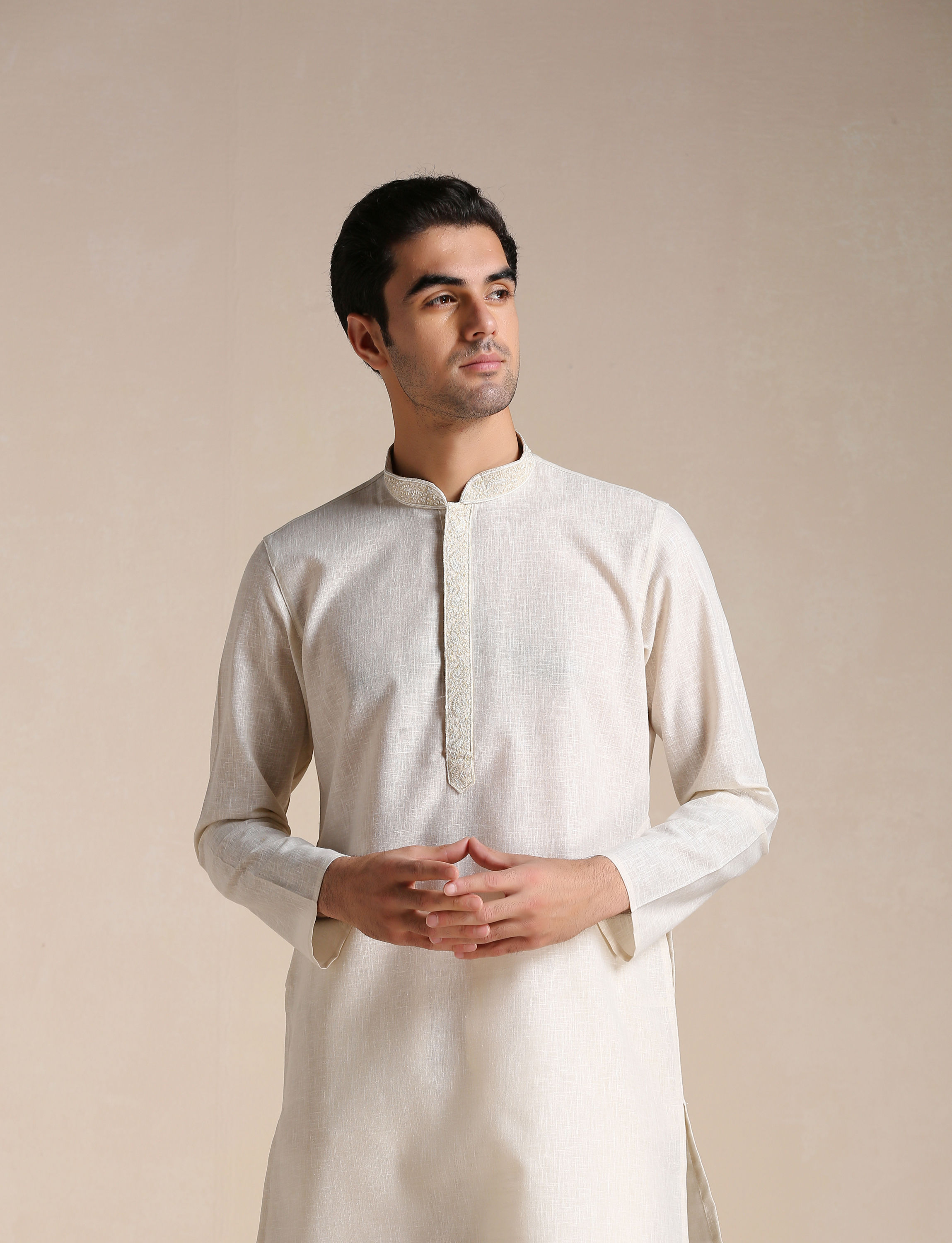 Manyavar Men Cream Kurta Pajama With Collar & Placket Embroidery