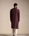 alt message - Manyavar Men Mauve Wine Dotted Patterned Kurta Set image number 3