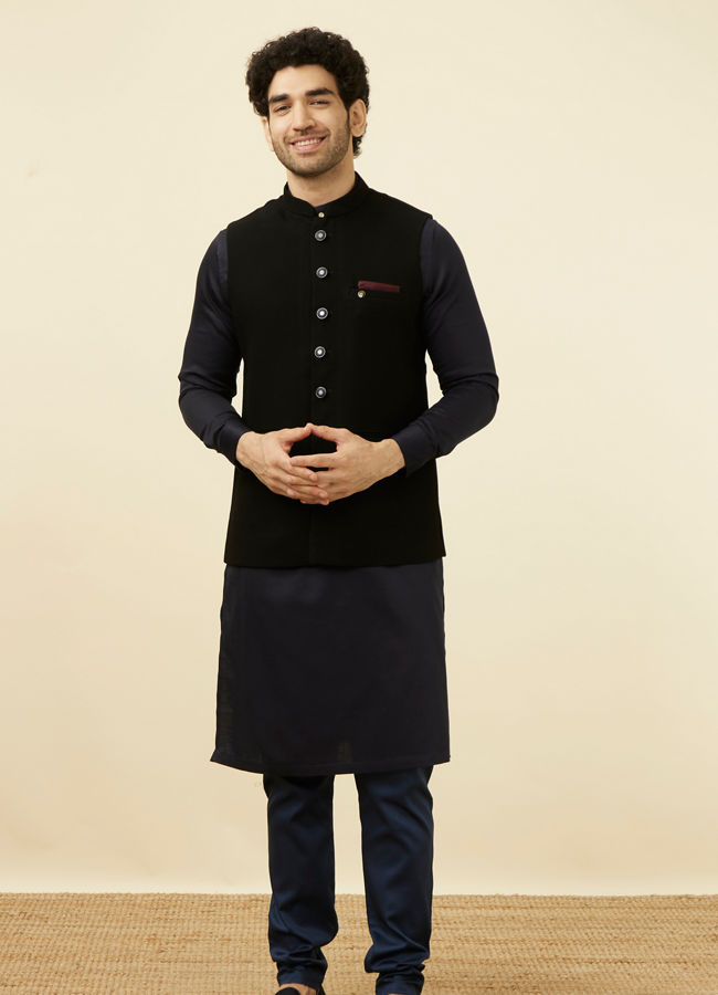 alt message - Manyavar Men Midnight Black Textured Jacket image number 2