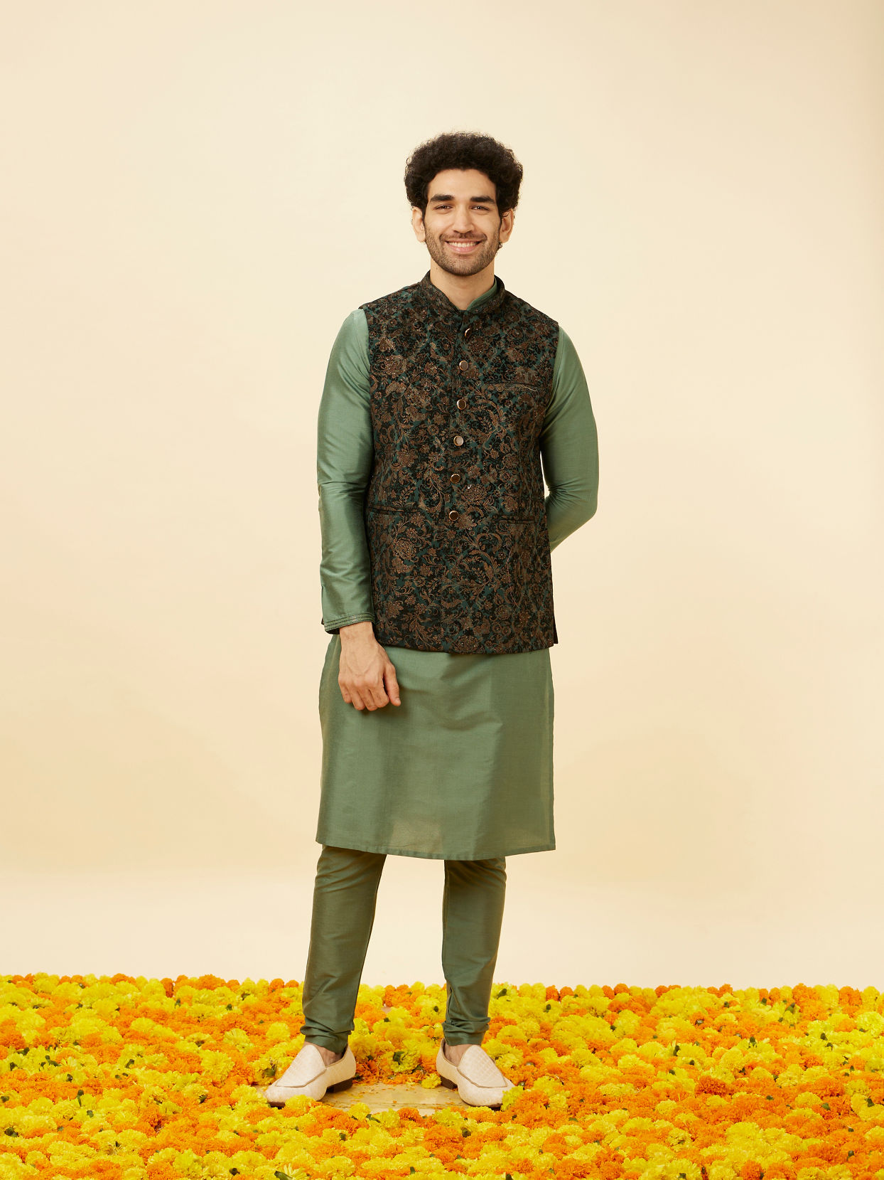 alt message - Manyavar Men Bottle Green Bel Buti Patterned Jacket image number 2