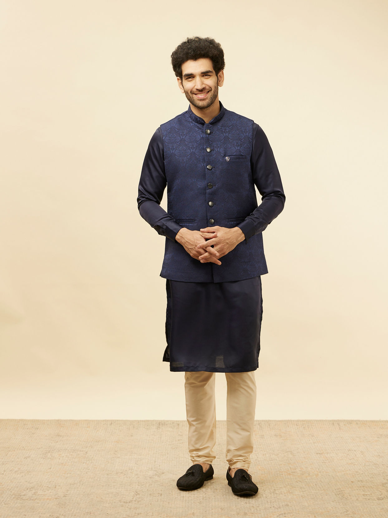 alt message - Manyavar Men Deep Blue Victorian Patterned Jacket image number 2