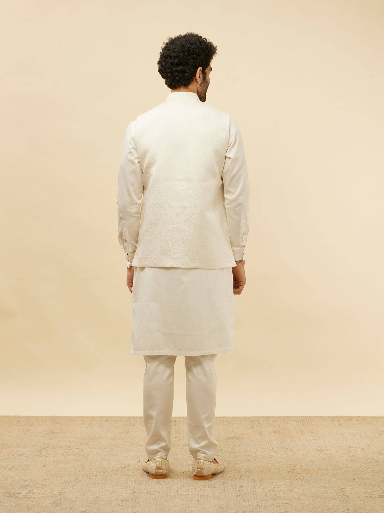 Manyavar Men Cream White Victorian Patterned Jacket