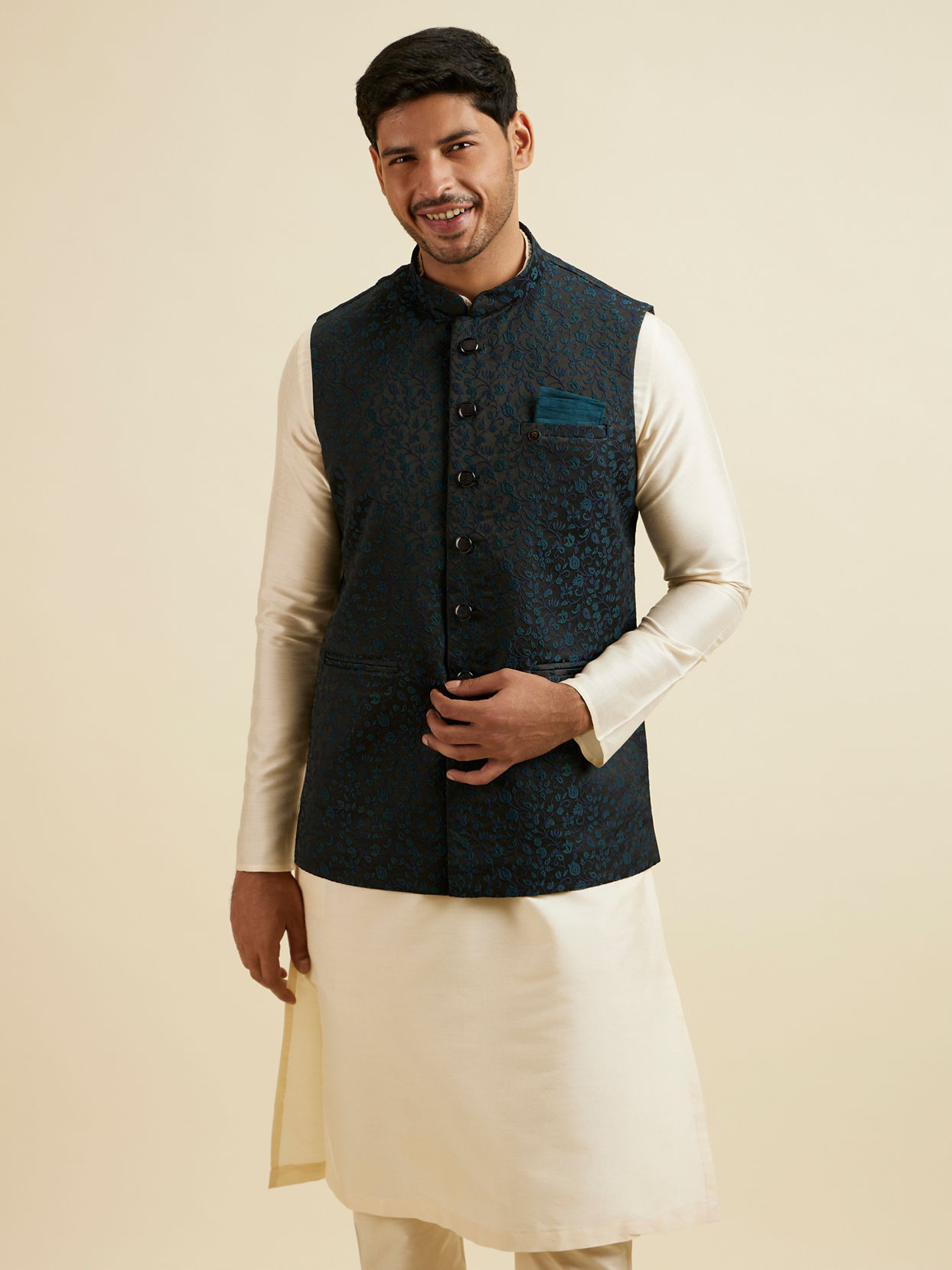 alt message - Manyavar Men Black Floral Jaal Patterned Jacket image number 0