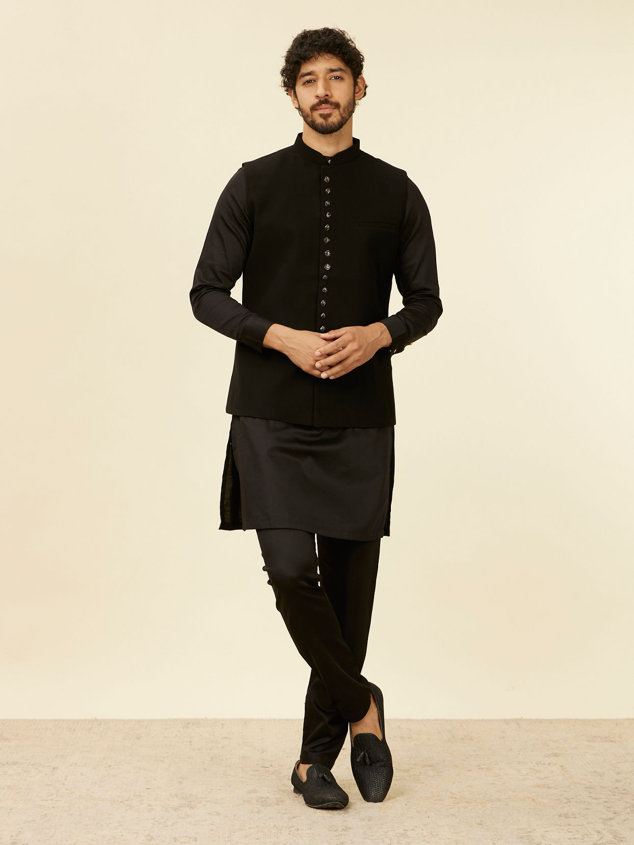 alt message - Manyavar Men Royal Black Nehru Jacket image number 2