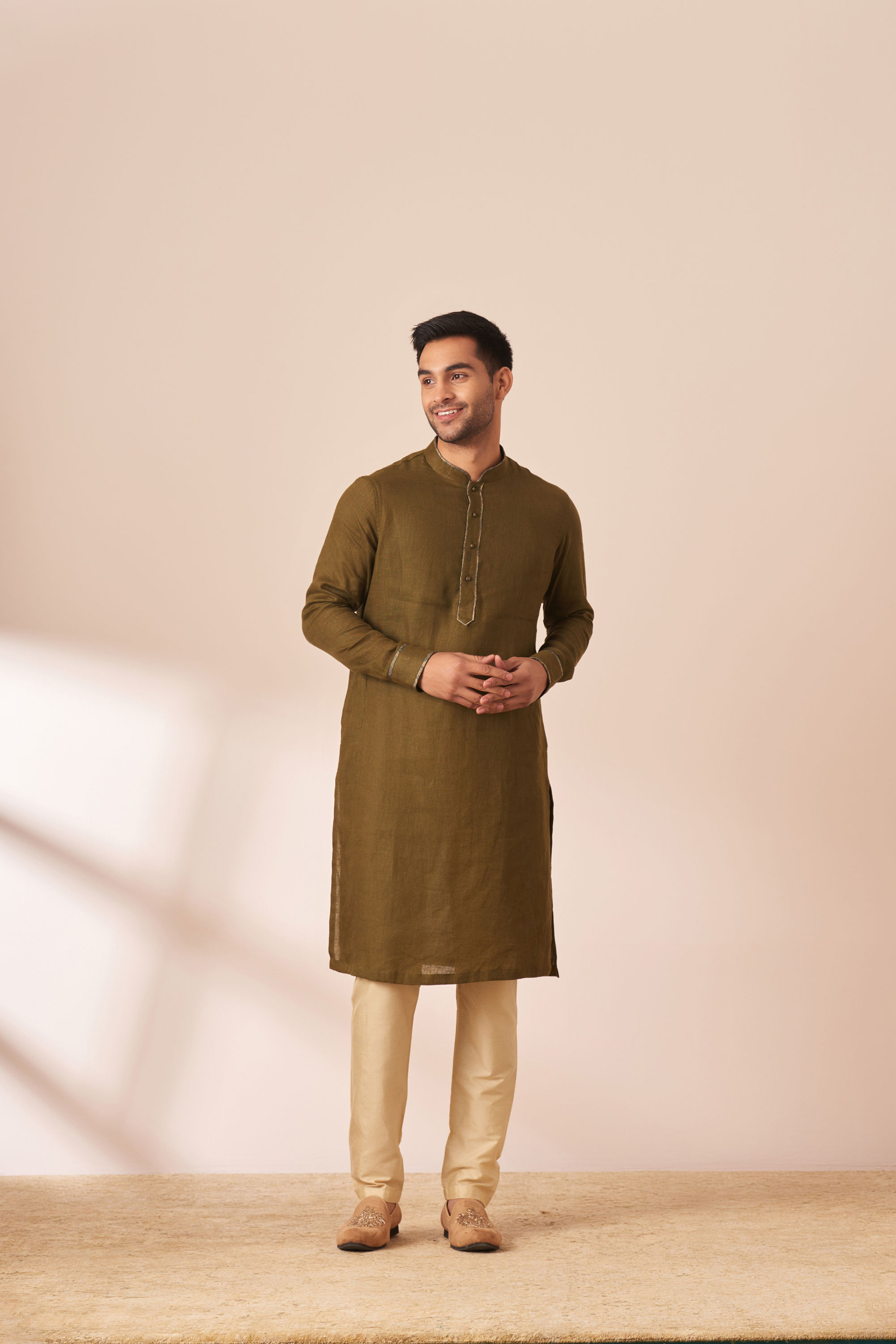 Manyavar Men Sap Green Plain Kurta