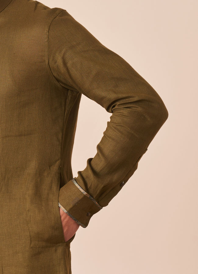 Manyavar Men Sap Green Plain Kurta