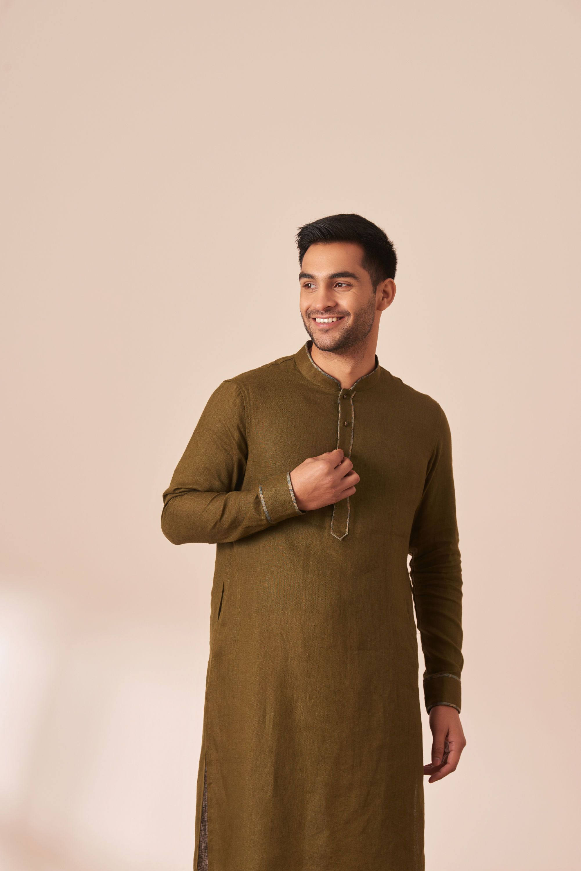 Manyavar Men Sap Green Plain Kurta