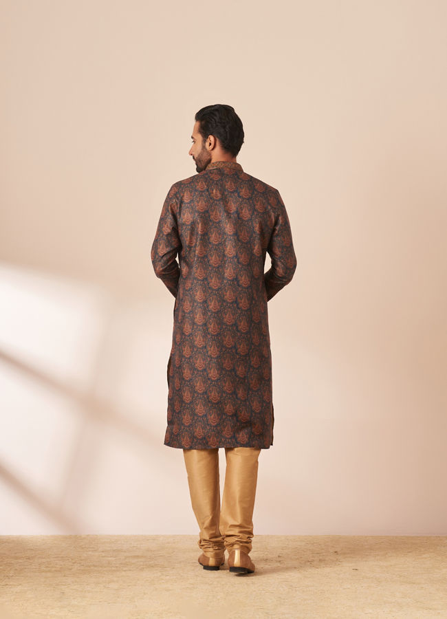 Manyavar Men Green Paisley Printed Kurta