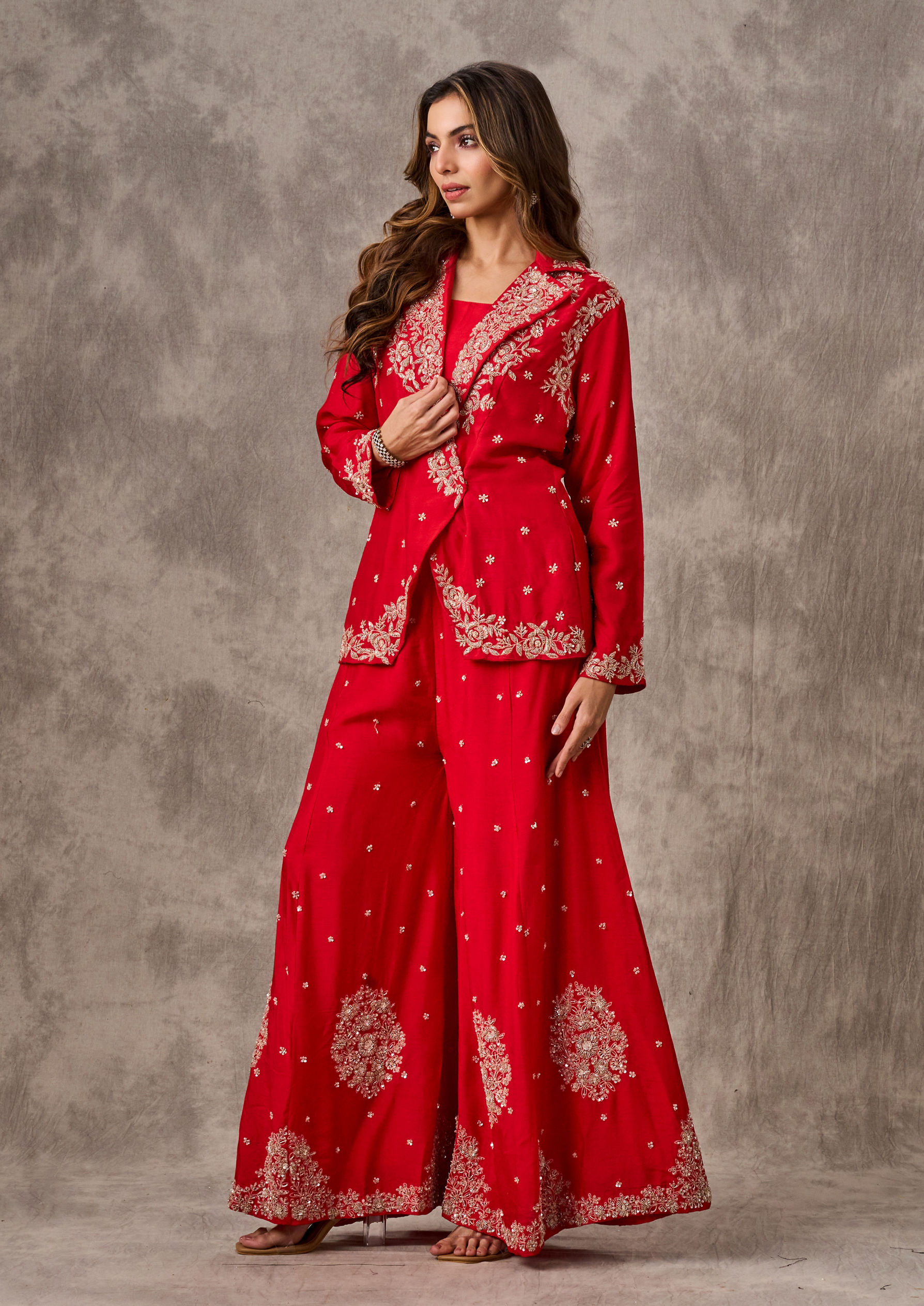 Twamev Women Resplendent Red Indo Western Outfit
