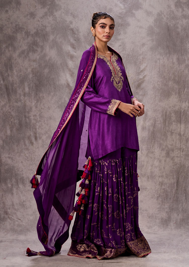 Twamev Women Dazzling Purple Stitched Suit