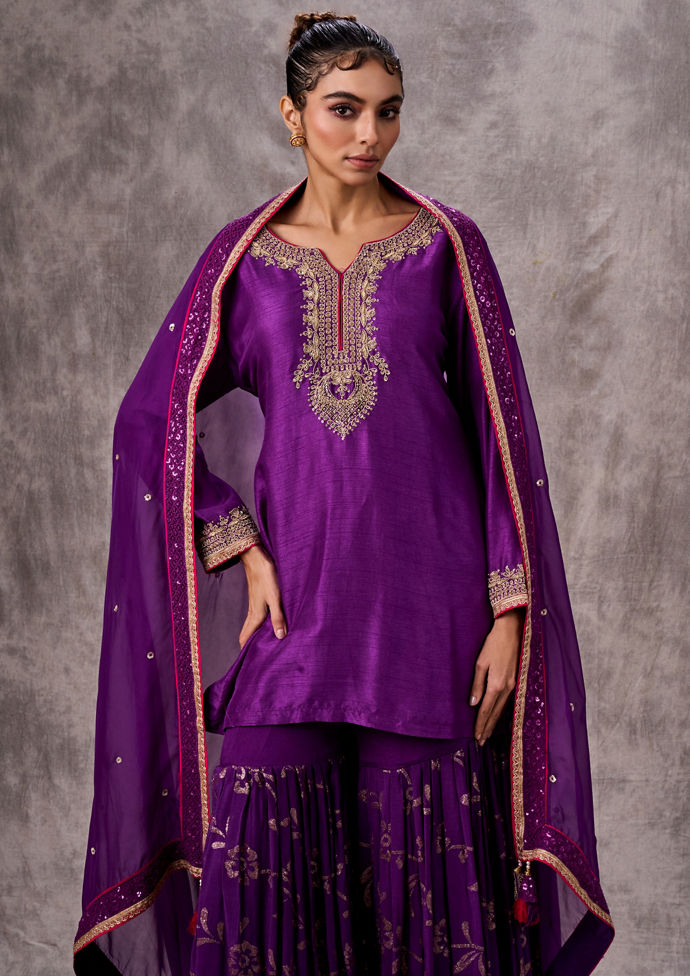 Twamev Women Dazzling Purple Stitched Suit